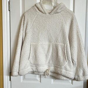 American Eagle hooded sherpa NWOT